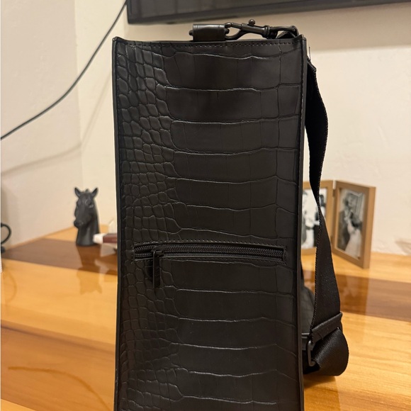 BEIS The Large Work Tote in Black Croc - Picture 4 of 8